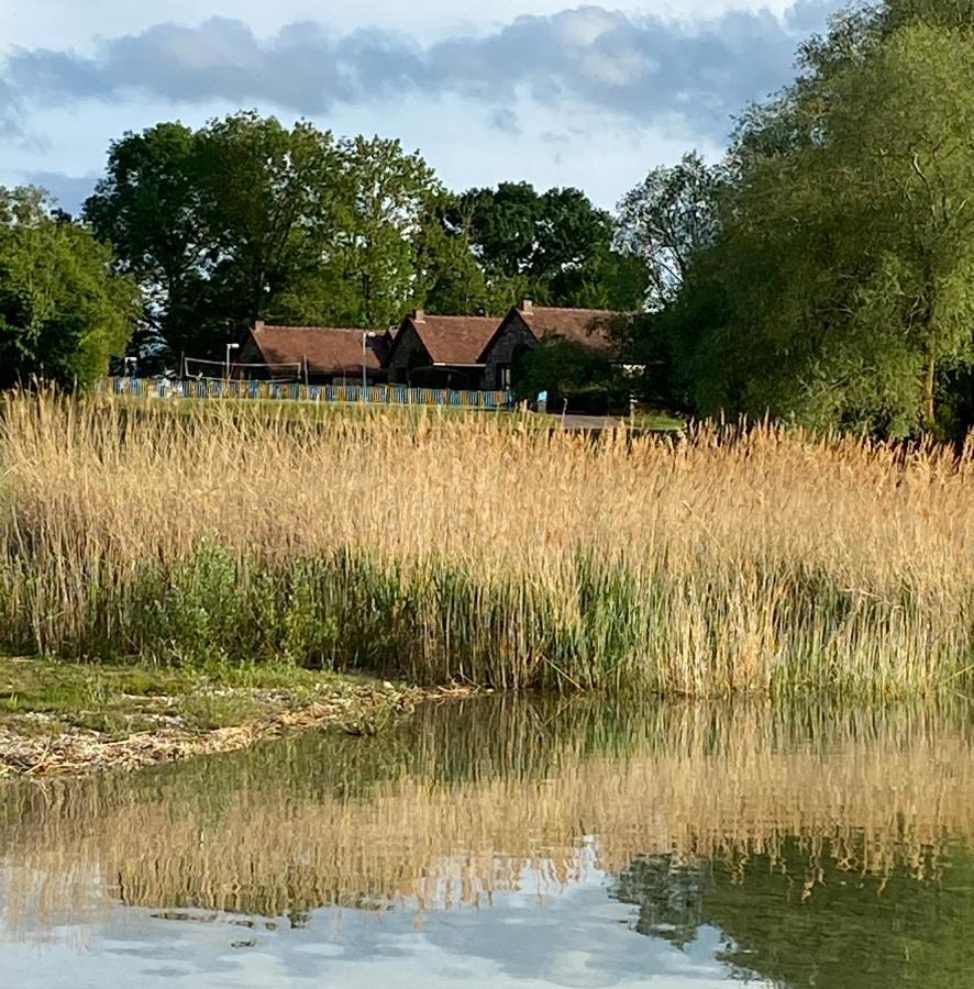 Les Cottages D'Orient Gite Boutique Mesnil-Saint-Père Eksteriør bilde